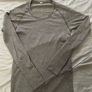 LULULEMON LONG SLEEVE.